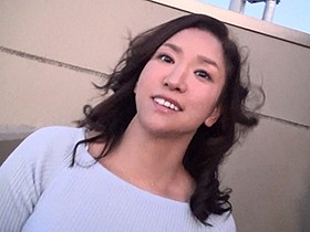 ところかまわずフェラさせる男＆ところかまわずフェラしちゃう女たち3 12人　サンプル画像07